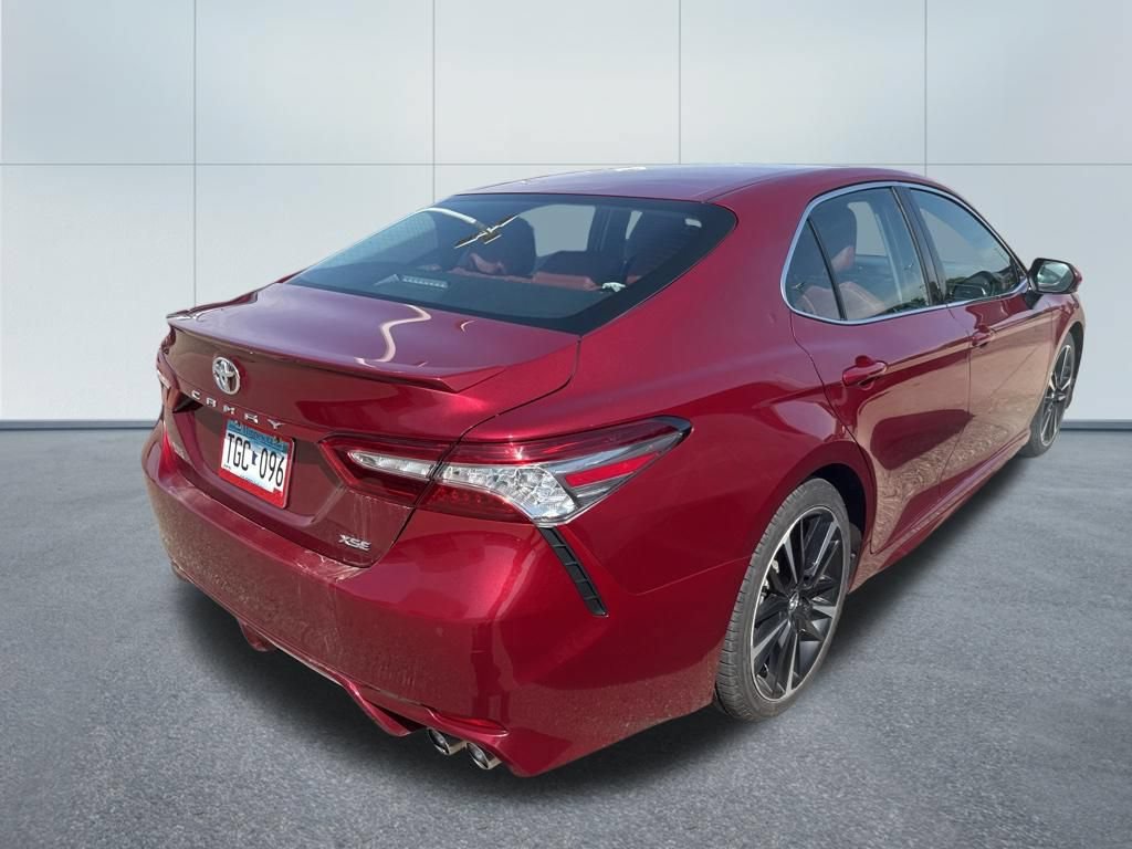 Used 2018 Toyota Camry XSE FWD video 2