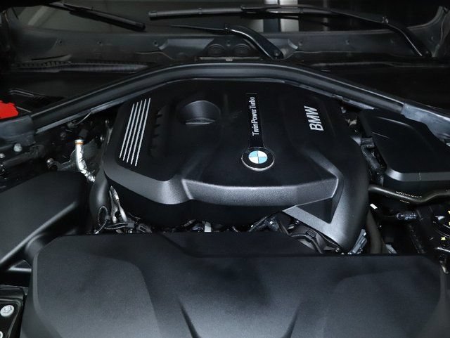 Used 2018 BMW 330i xDrive Sedan w/ Premium Package AWD/4WD image 40
