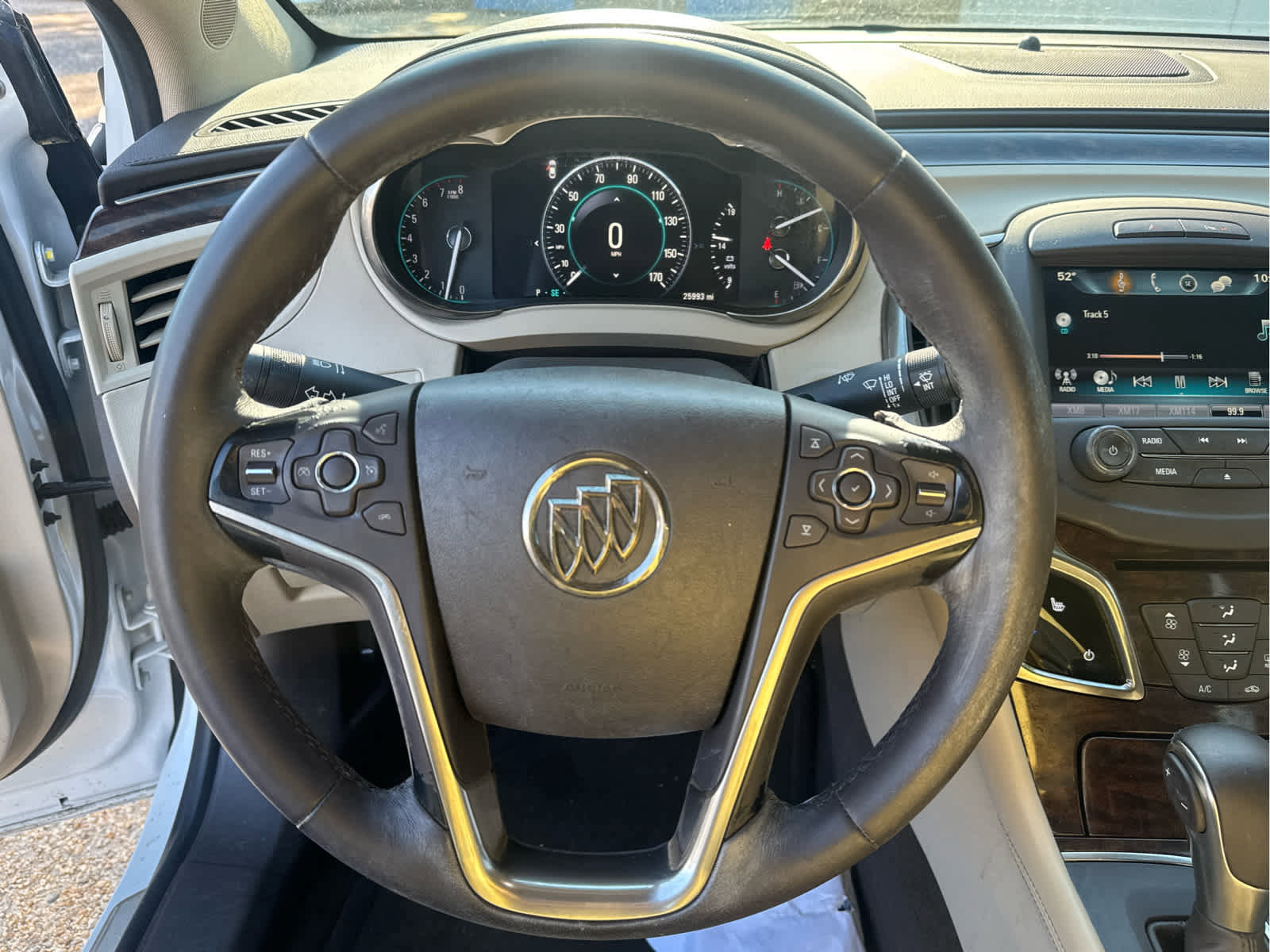 Used 2016 Buick LaCrosse Leather image 22