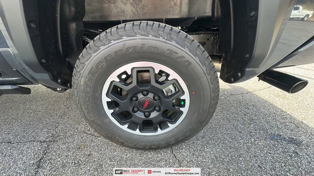 New 2025 Toyota Tacoma TRD Off-Road image 19