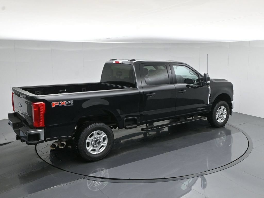 New 2026 Ford F250 XLT w/ FX4 Off-Road Package AWD/4WD image 40