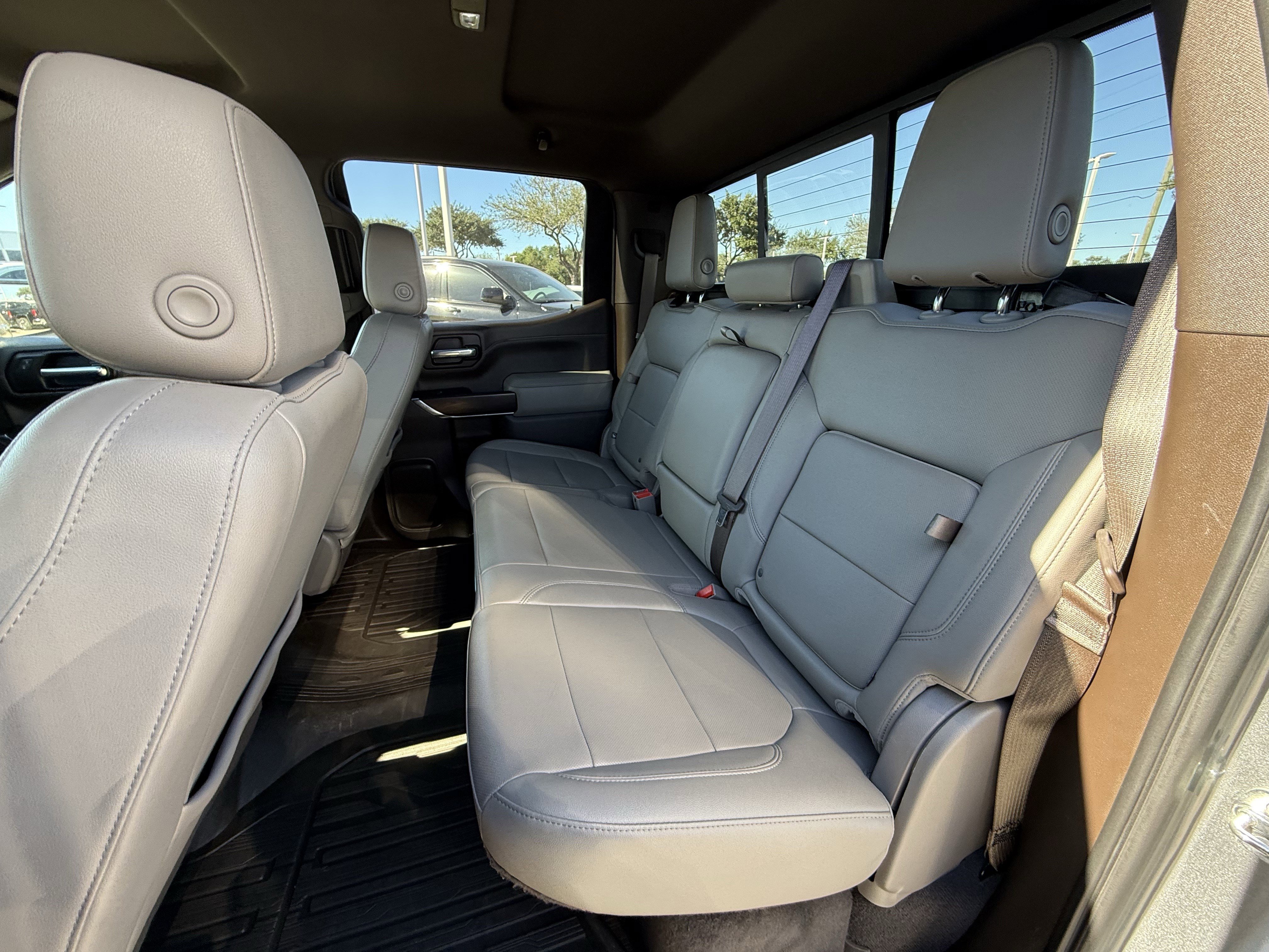 Used 2021 GMC Sierra 1500 SLT image 28