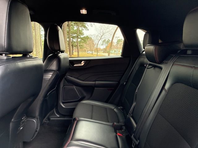 Used 2025 Ford Escape ST-Line image 22