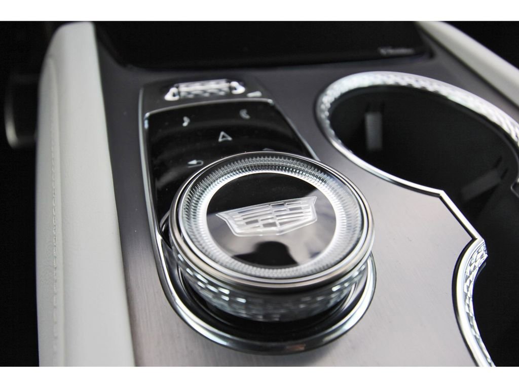 New 2026 Cadillac Vistiq Luxury AWD/4WD image 21