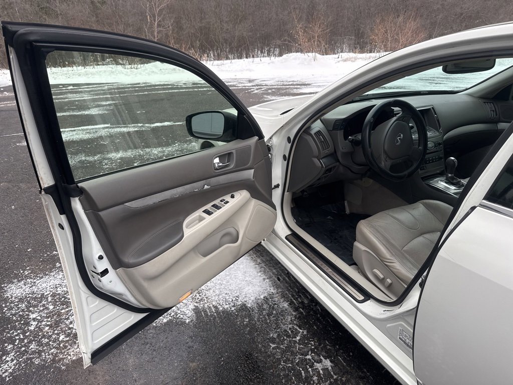 Used 2012 INFINITI G25 Journey image 9