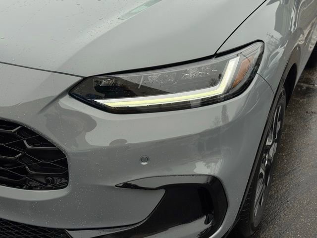 New 2026 Honda HR-V EX-L image 2