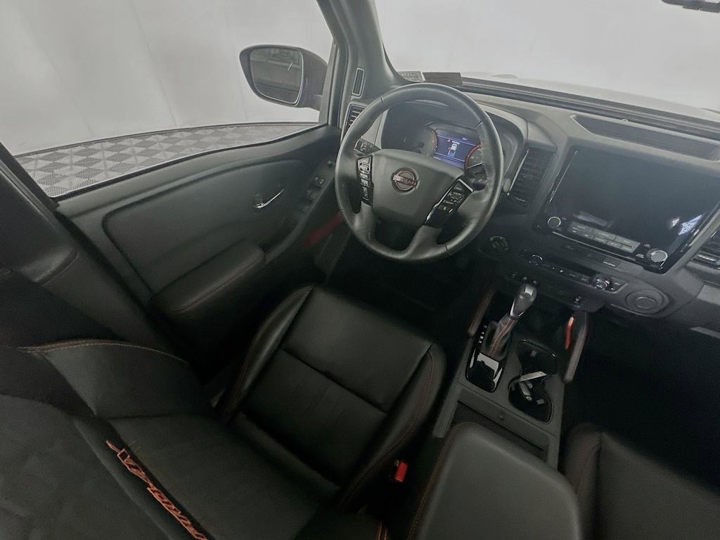 Used 2024 Nissan Frontier PRO-4X w/ Pro Premium Package image 9