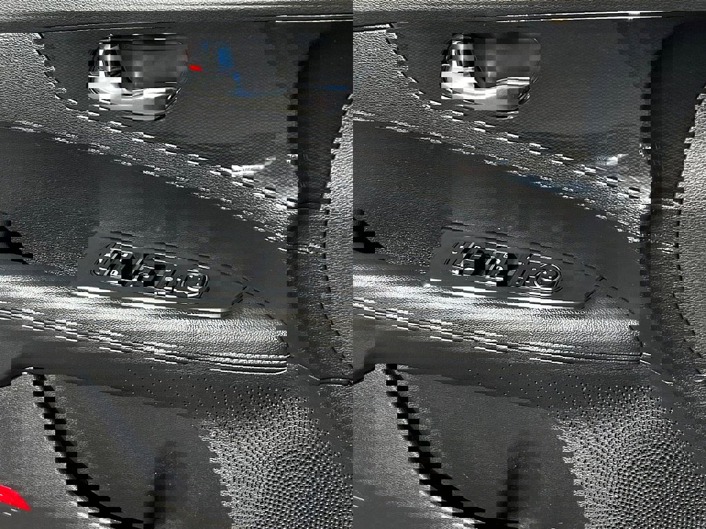 Used 2021 Kia Forte GT-Line w/ GT-Line Premium Package image 19