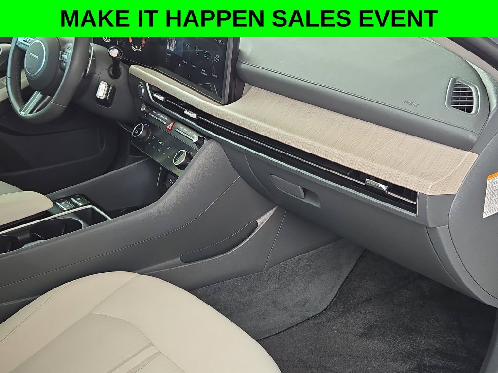Used 2025 Hyundai Sonata SEL FWD image 26