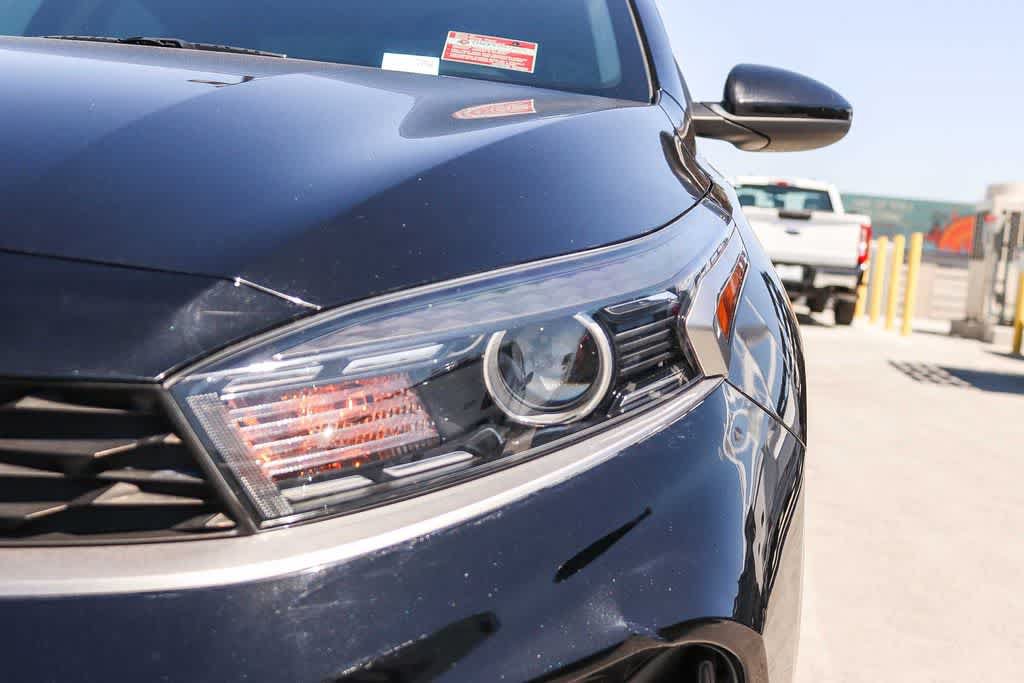 Used 2022 Kia Forte LXS FWD image 7