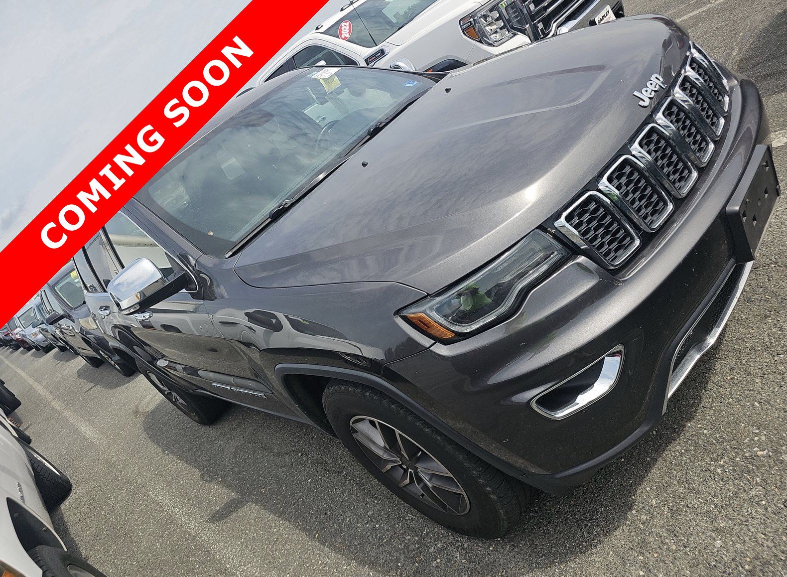 Used 2021 Jeep Grand Cherokee Limited w/ Premium Lighting Group AWD/4WD image 3