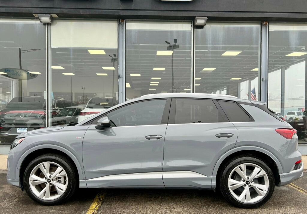 Used 2023 Audi Q4 e-tron Premium Plus w/ Premium Plus image 2