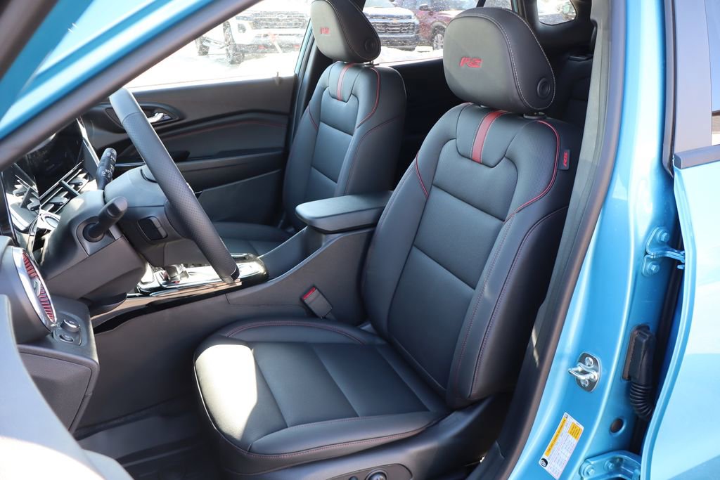 New 2026 Chevrolet Trax RS w/ Sunroof Package image 9