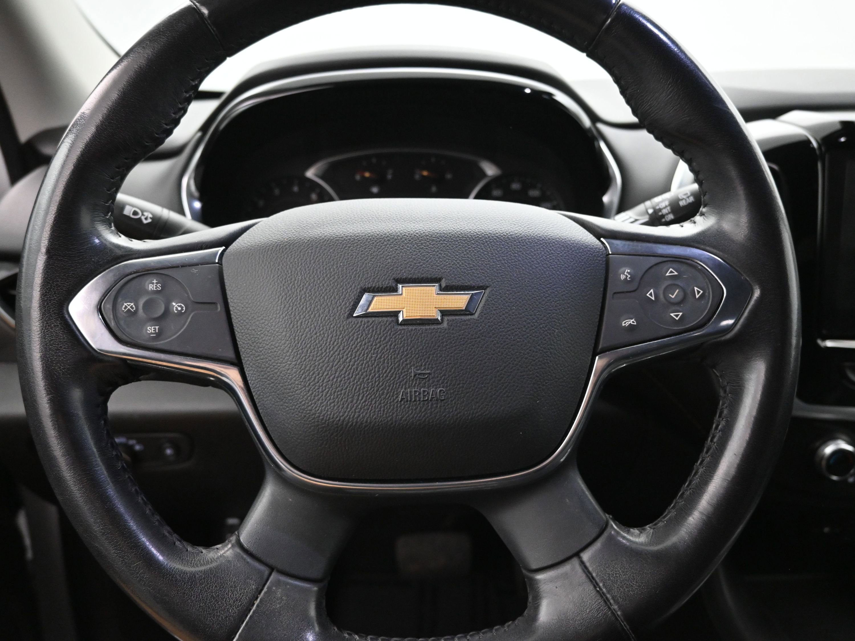 Used 2021 Chevrolet Traverse LT w/ LPO, Blackout Package image 13