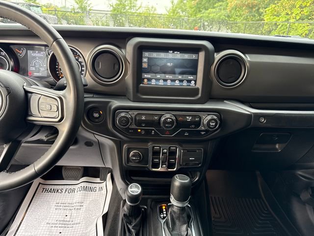 Used 2023 Jeep Gladiator Sport image 17