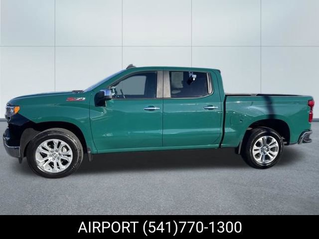 Certified 2022 Chevrolet Silverado 1500 LT w/ Z71 Off-Road Package AWD/4WD image 2