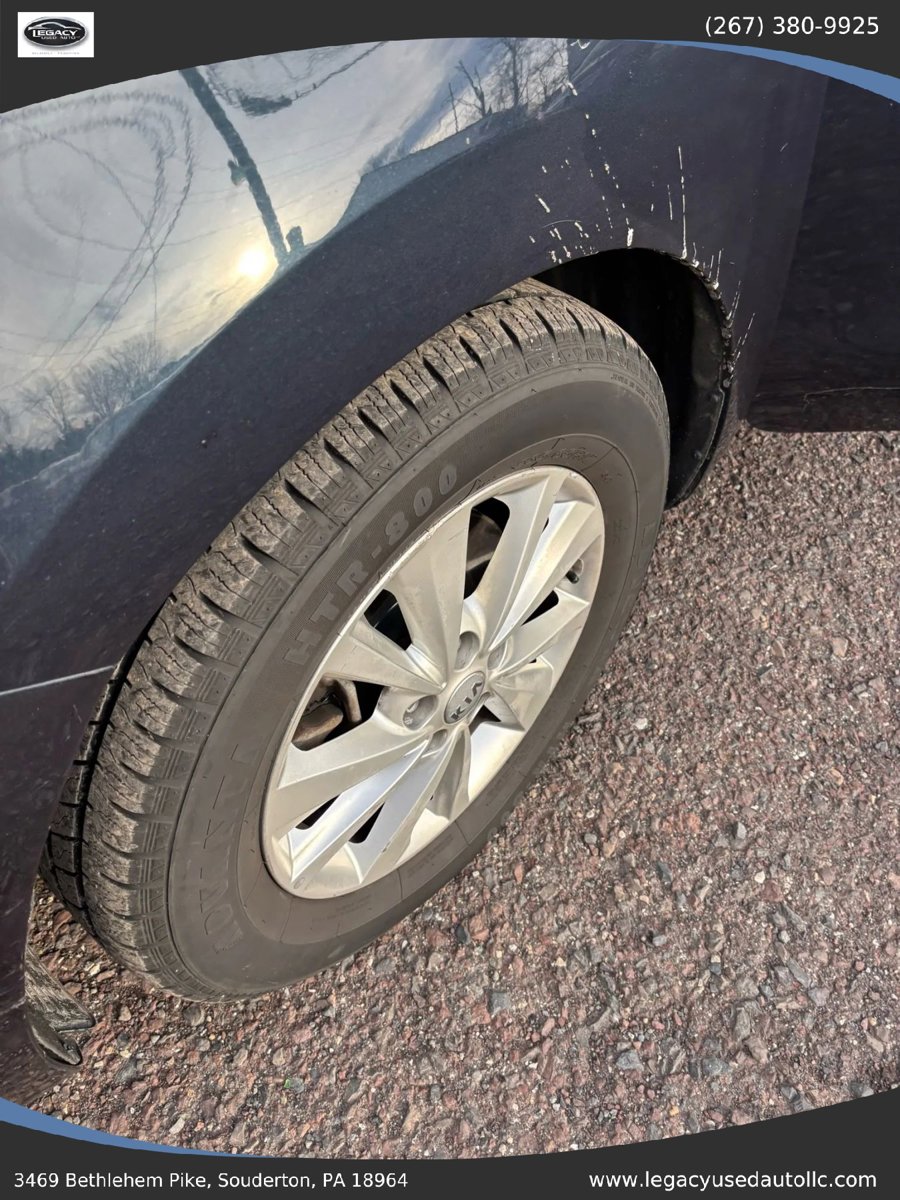 Used 2015 Kia Sedona LX w/ LX Convenience Package image 43