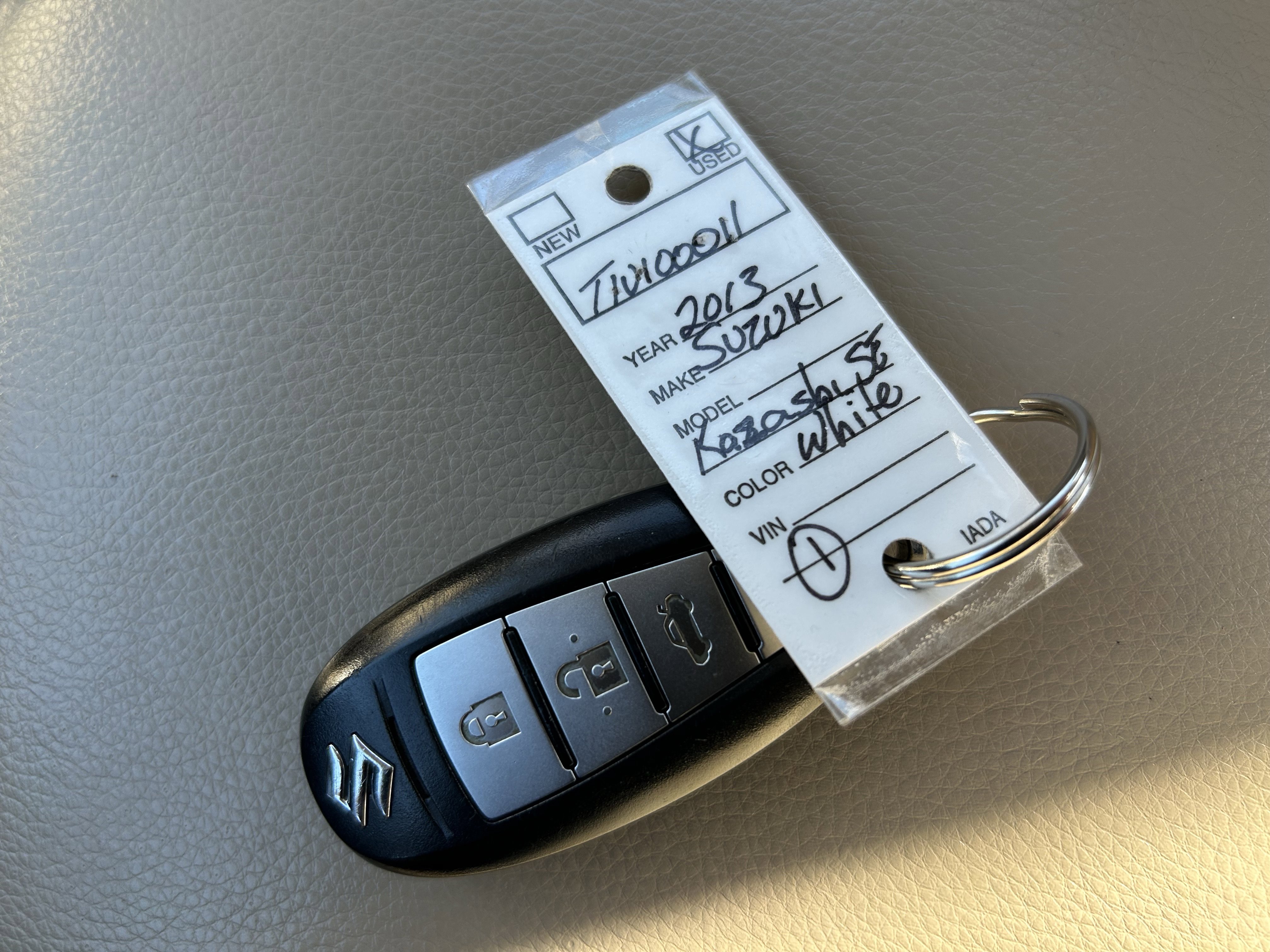 Used 2013 Suzuki Kizashi SE image 37