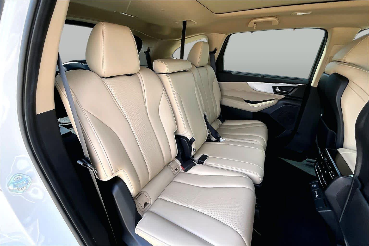 Used 2024 Acura MDX w/ Technology Package FWD image 20