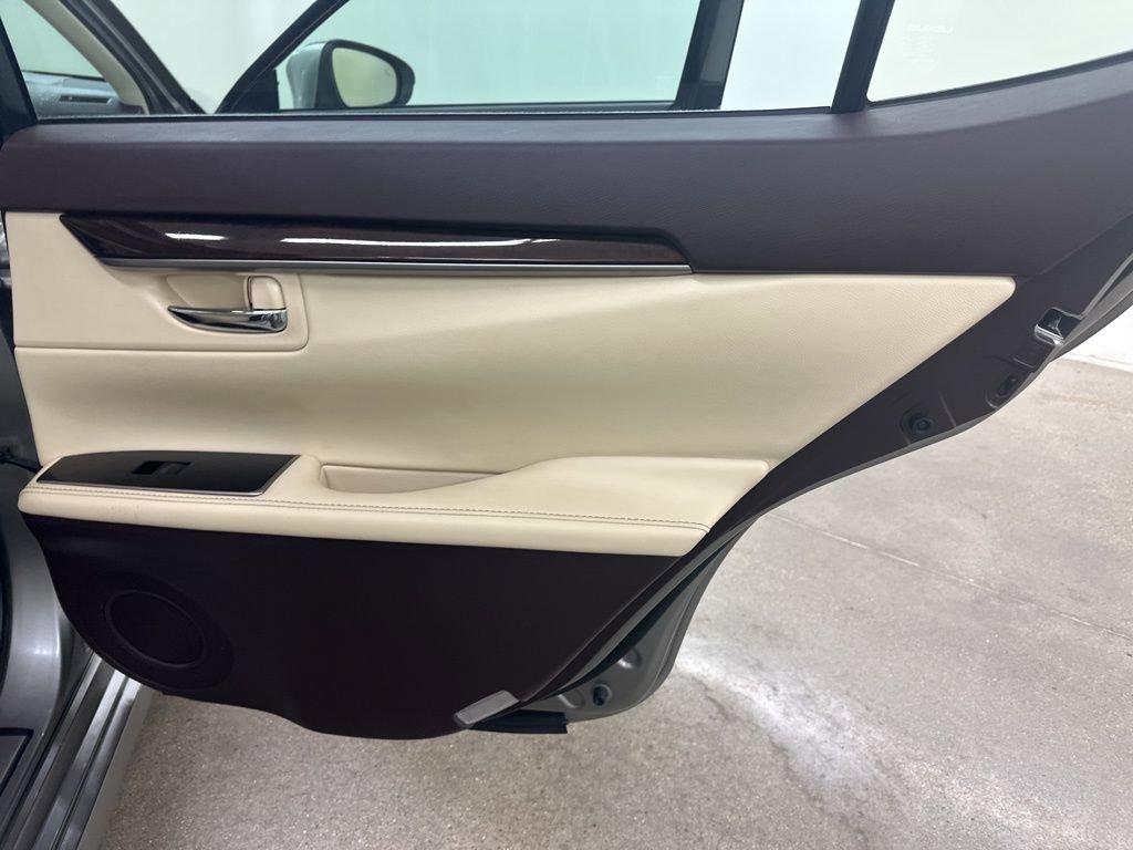 Used 2017 Lexus ES 350 image 22