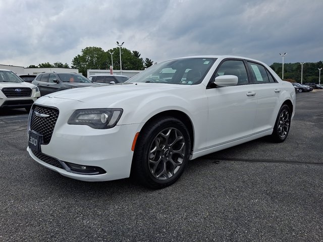 Used 2015 Chrysler 300 S AWD/4WD image 3