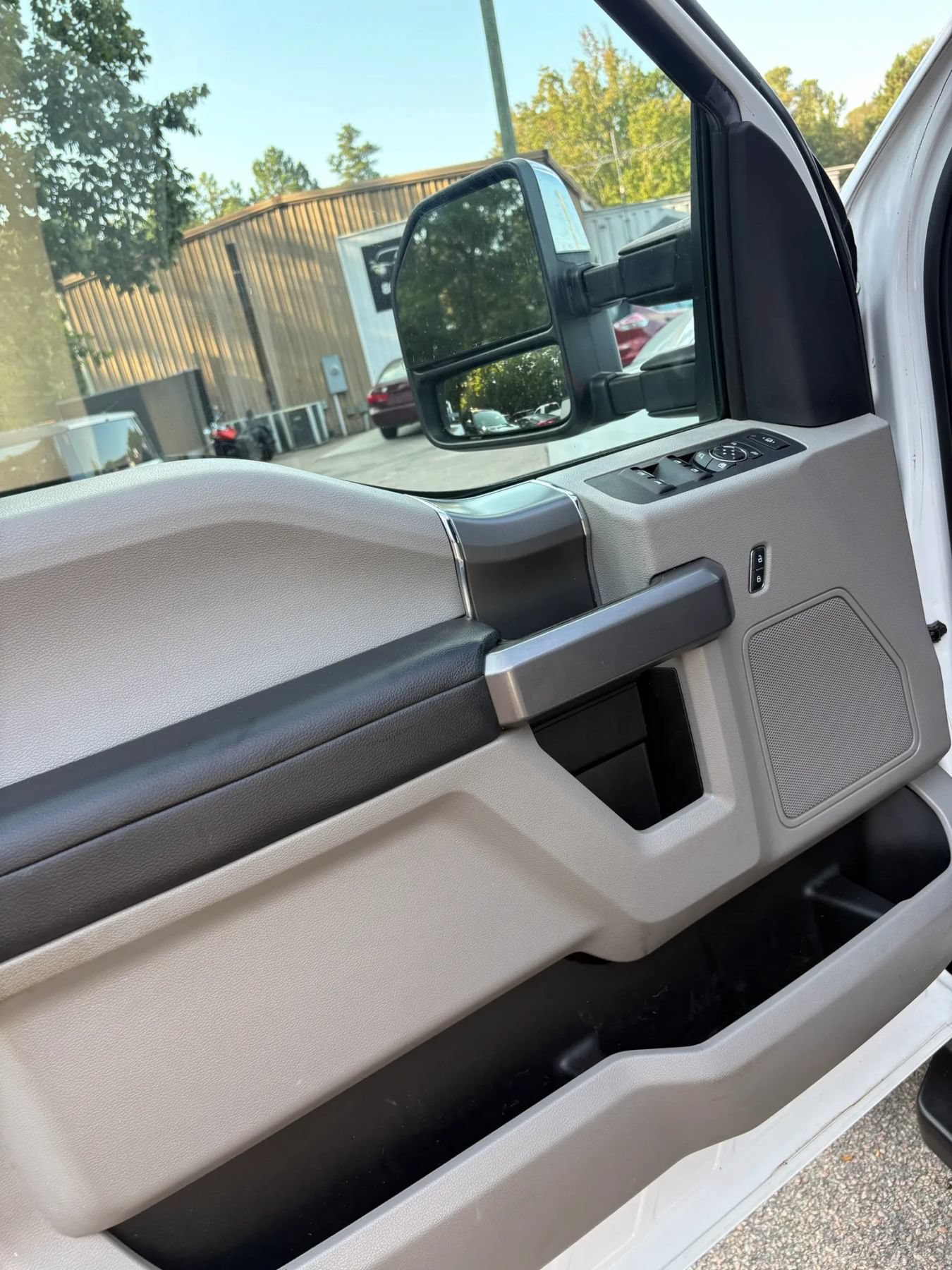 Used 2018 Ford F250 XLT w/ XLT Premium Package AWD/4WD image 21