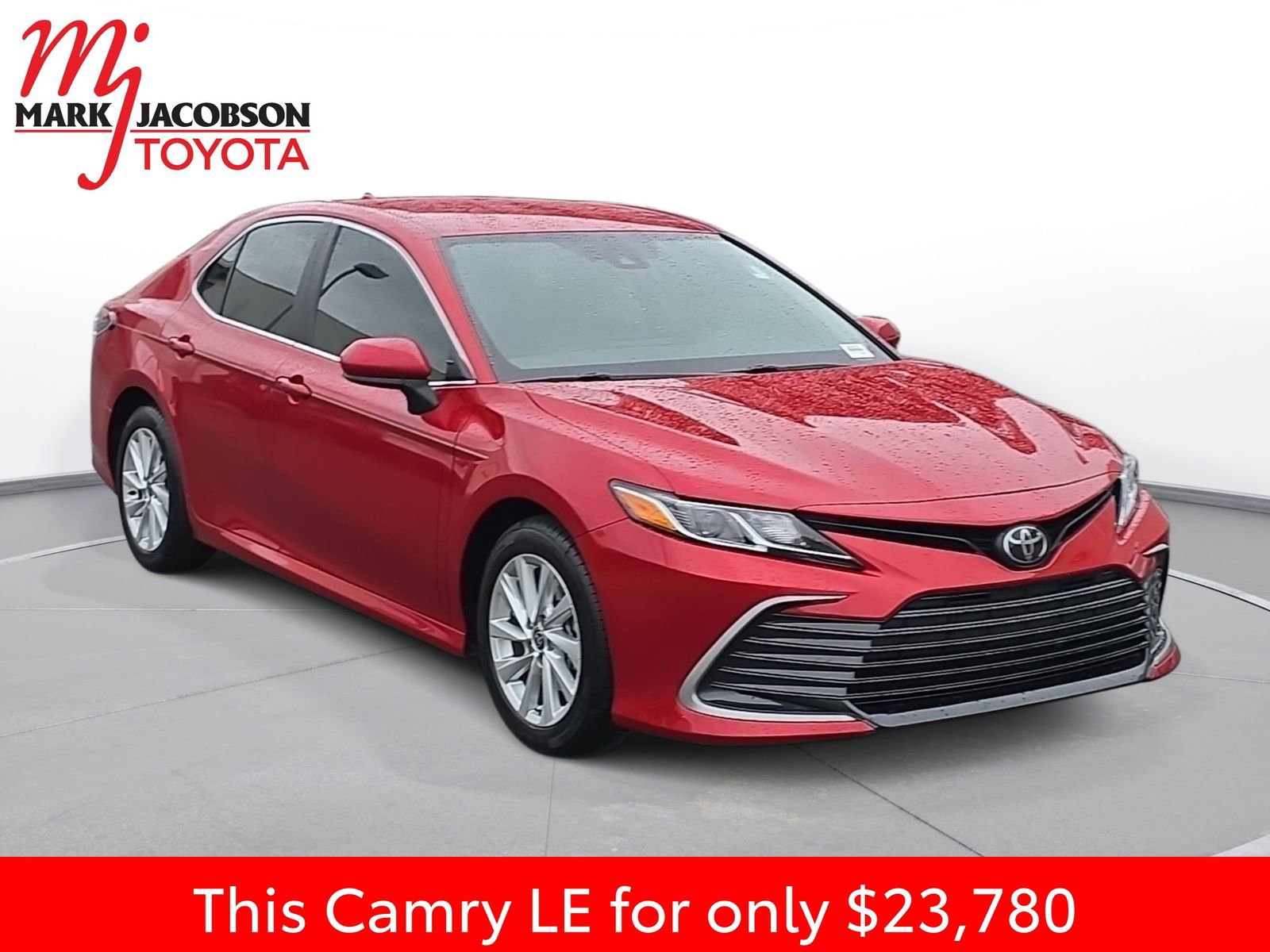 Used 2024 Toyota Camry LE image 5