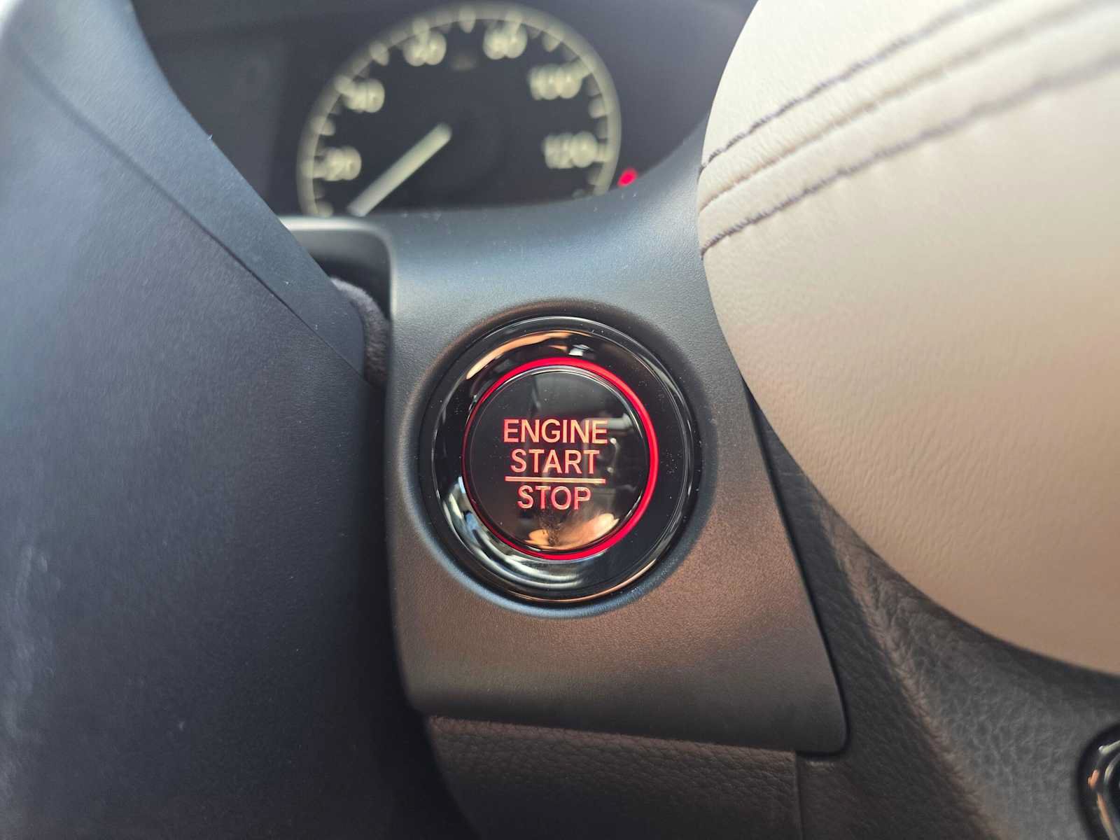 Used 2027 Honda HR-V EX-L image 32