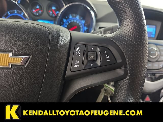Used 2015 Chevrolet Cruze LT w/ Sun And Sound Package FWD image 13