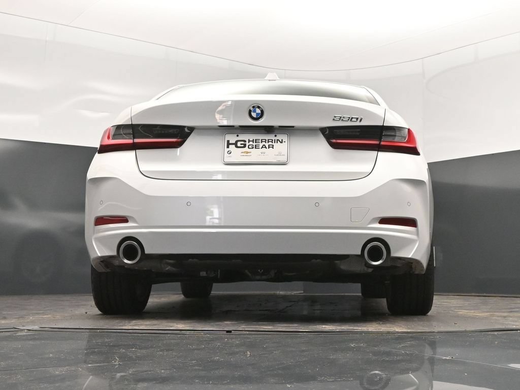 Certified 2026 BMW 330i Sedan RWD image 41