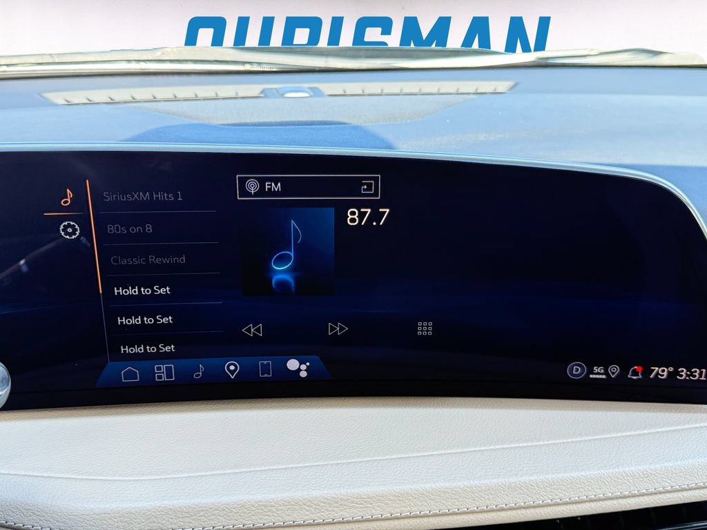 Used 2025 Cadillac XT4 Premium Luxury FWD image 14