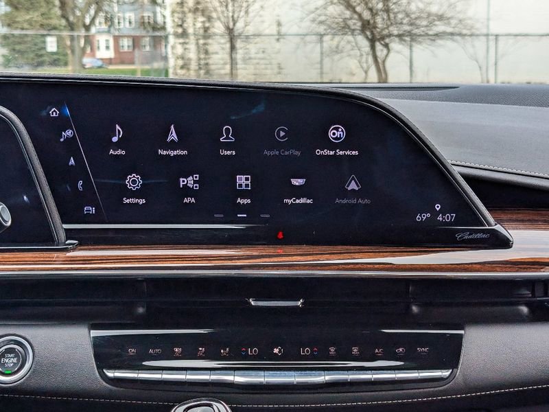 Used 2023 Cadillac Escalade ESV Premium Luxury image 24