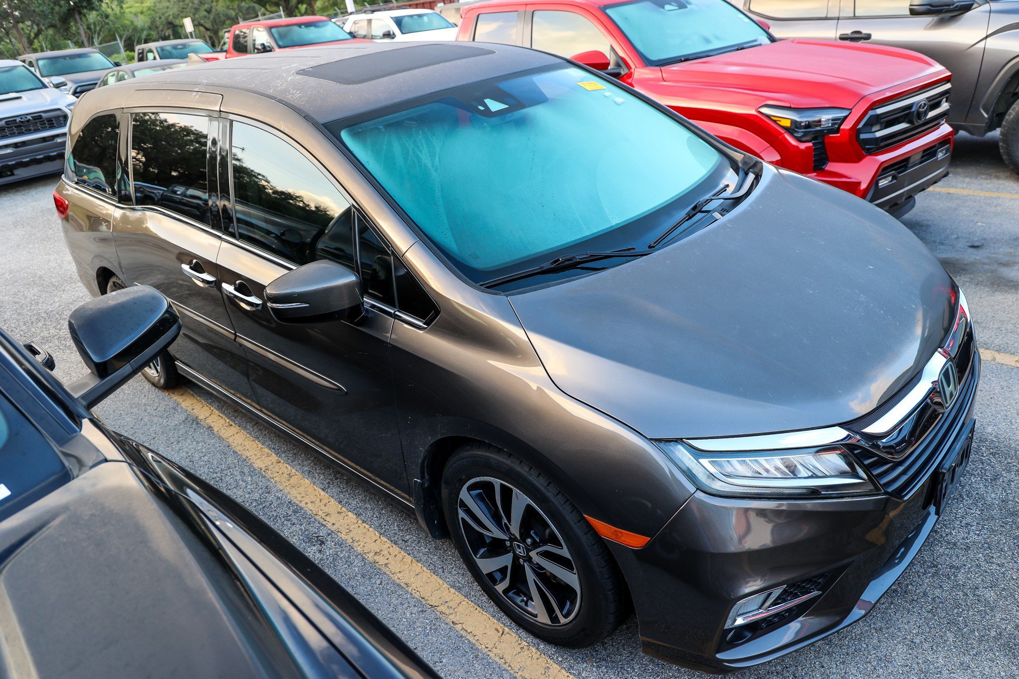 Used 2020 Honda Odyssey Elite image 6