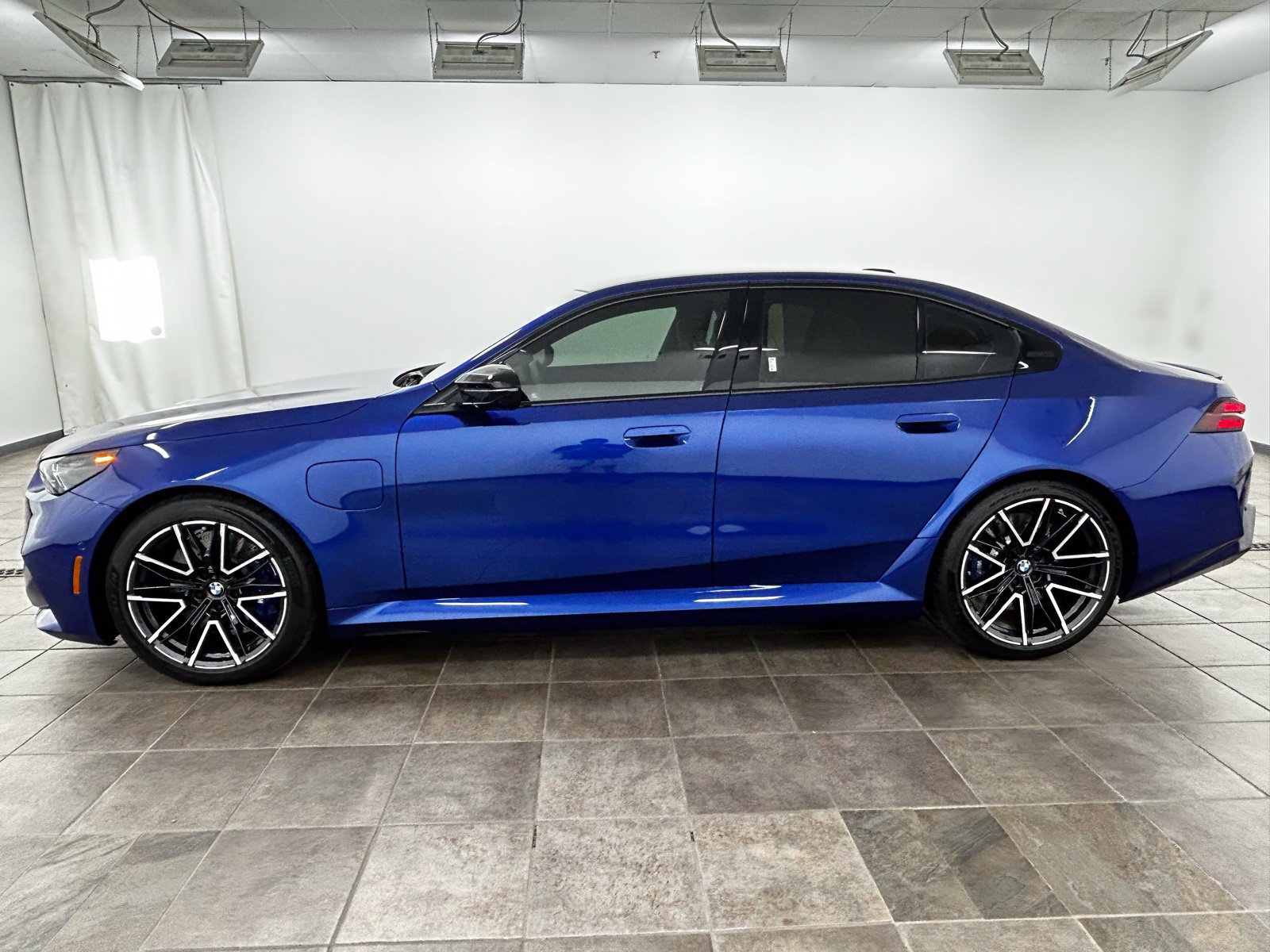New 2026 BMW M5 AWD/4WD image 3