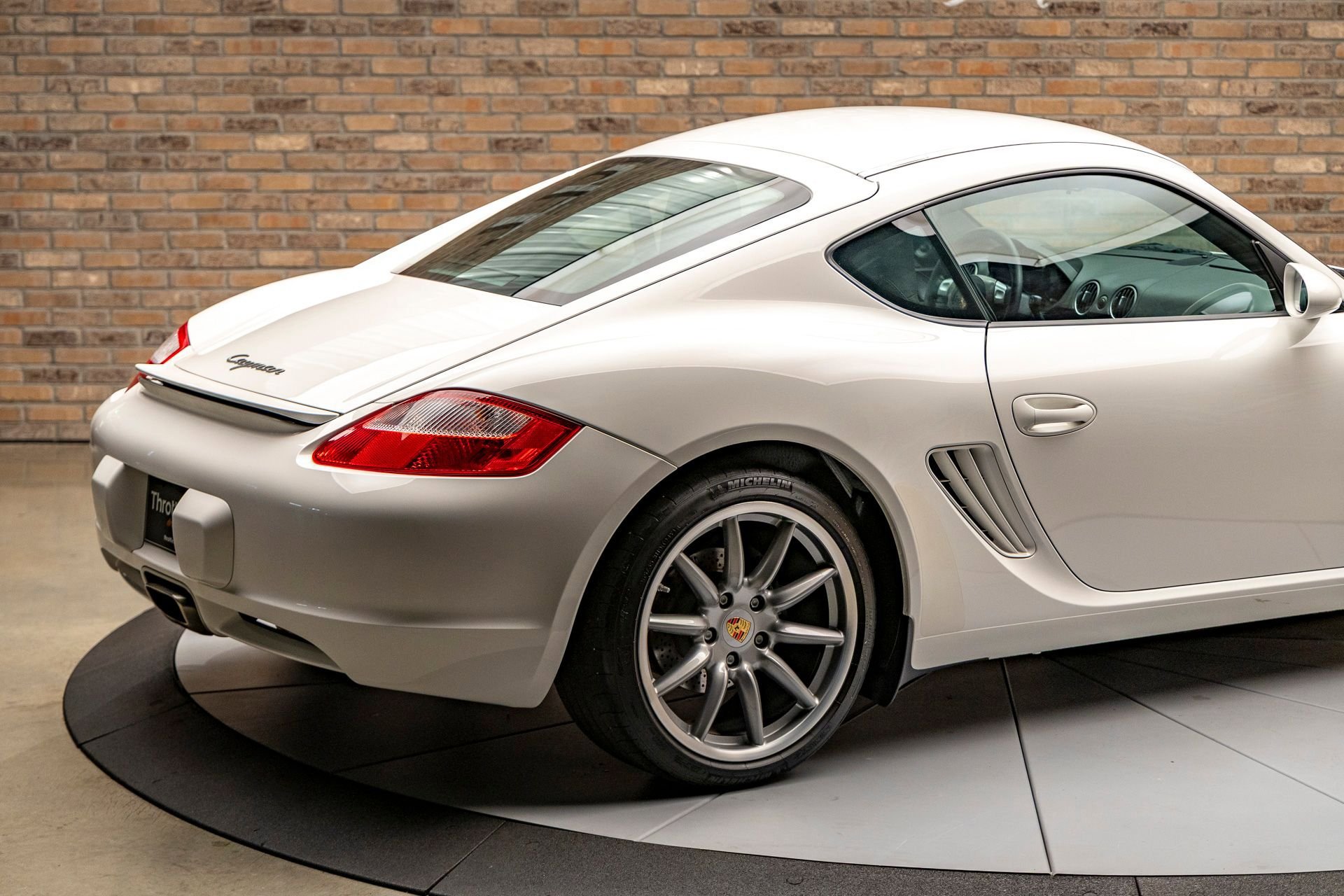 Used 2007 Porsche Cayman image 9