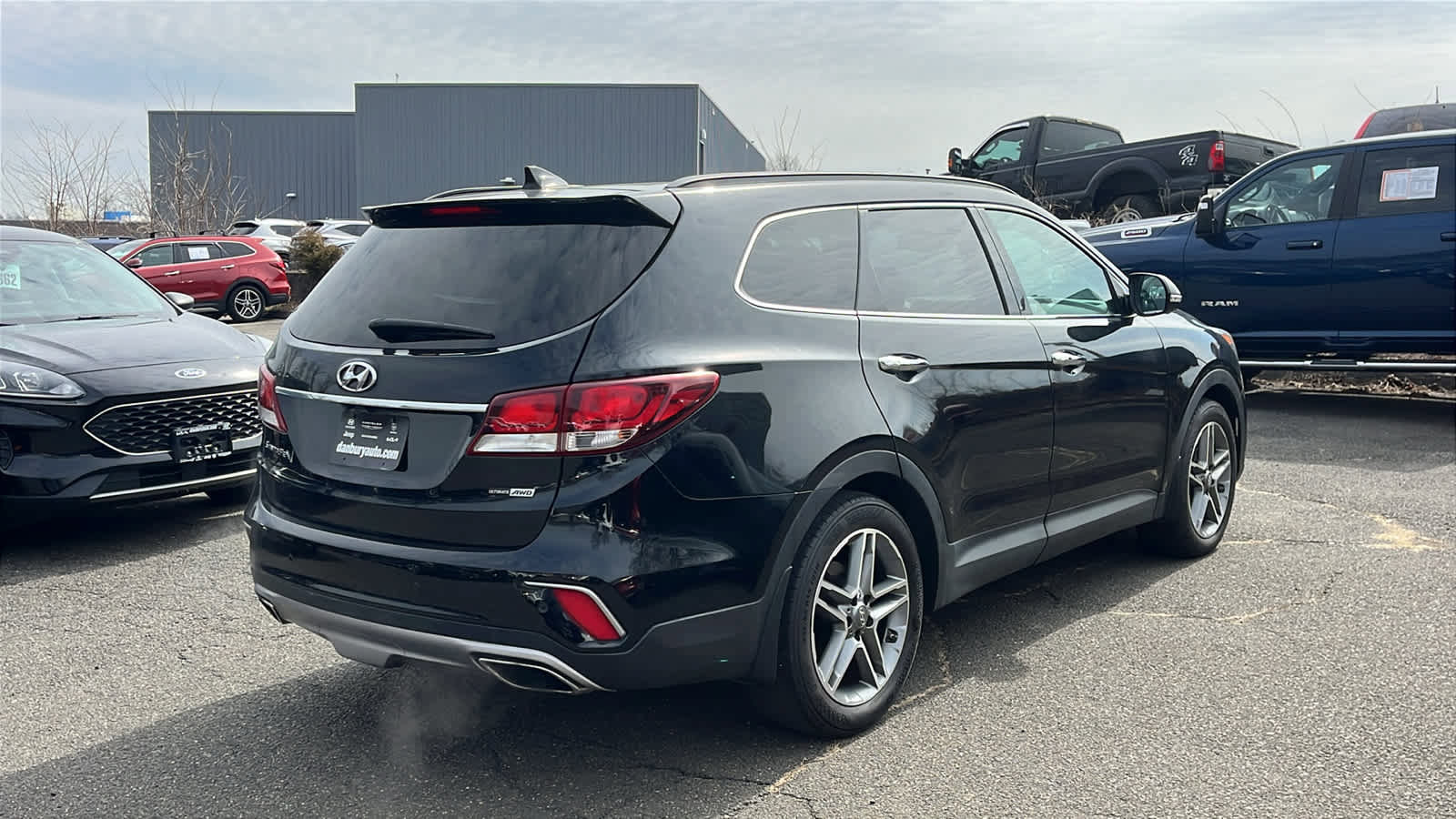 Used 2017 Hyundai Santa Fe AWD w/ SE Ultimate Tech Package 03 image 4