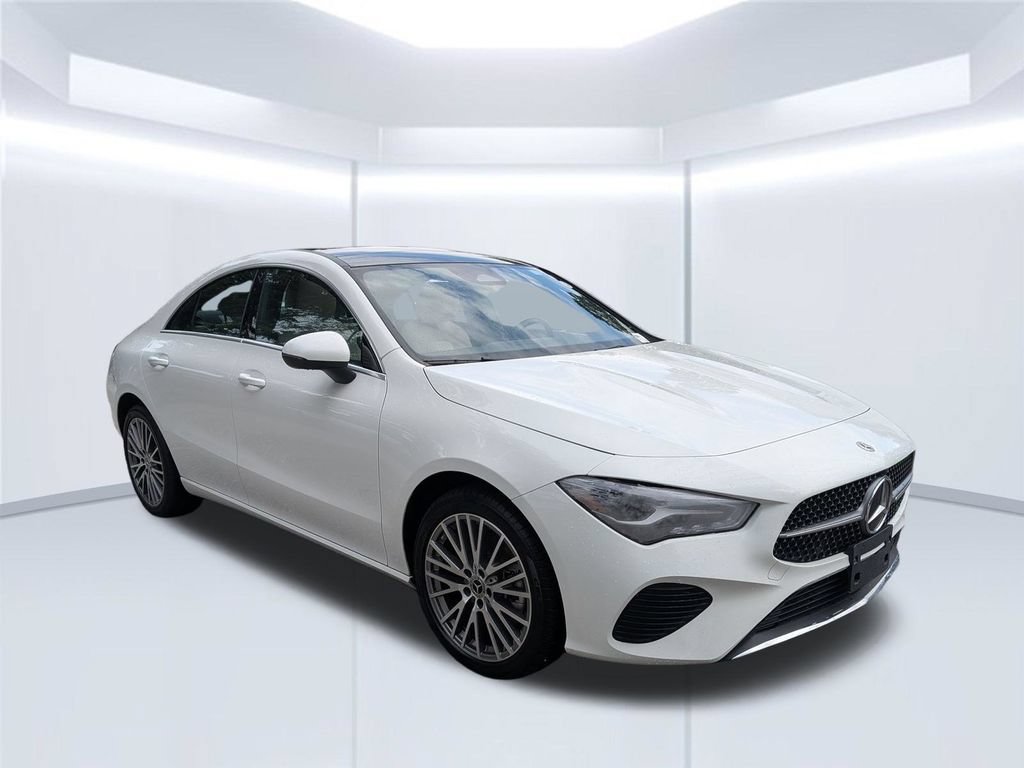 Used 2025 Mercedes-Benz CLA 250 image 8