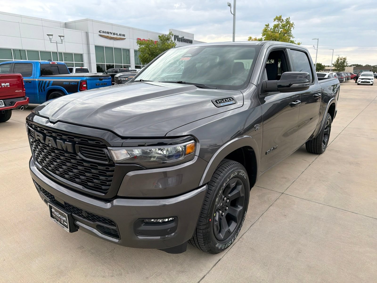 New 2027 RAM 1500 4x4 Crew Cab image 9