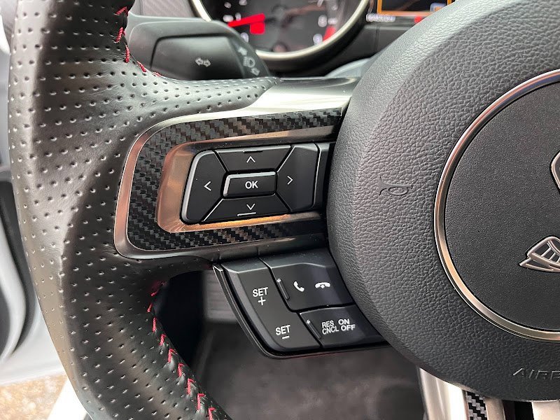 Used 2016 Ford Mustang Shelby GT350 w/ Technology Package image 15