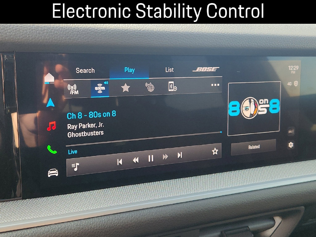 Certified 2025 Porsche Cayenne E-Hybrid AWD/4WD image 17