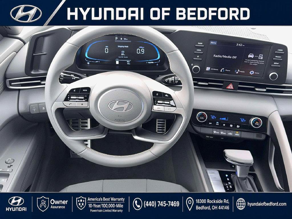 New 2026 Hyundai Elantra Sport FWD image 21