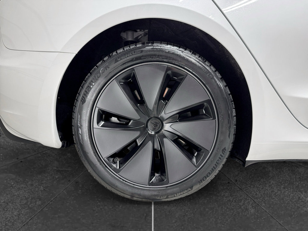 Used 2025 Tesla Model 3 Long Range image 35
