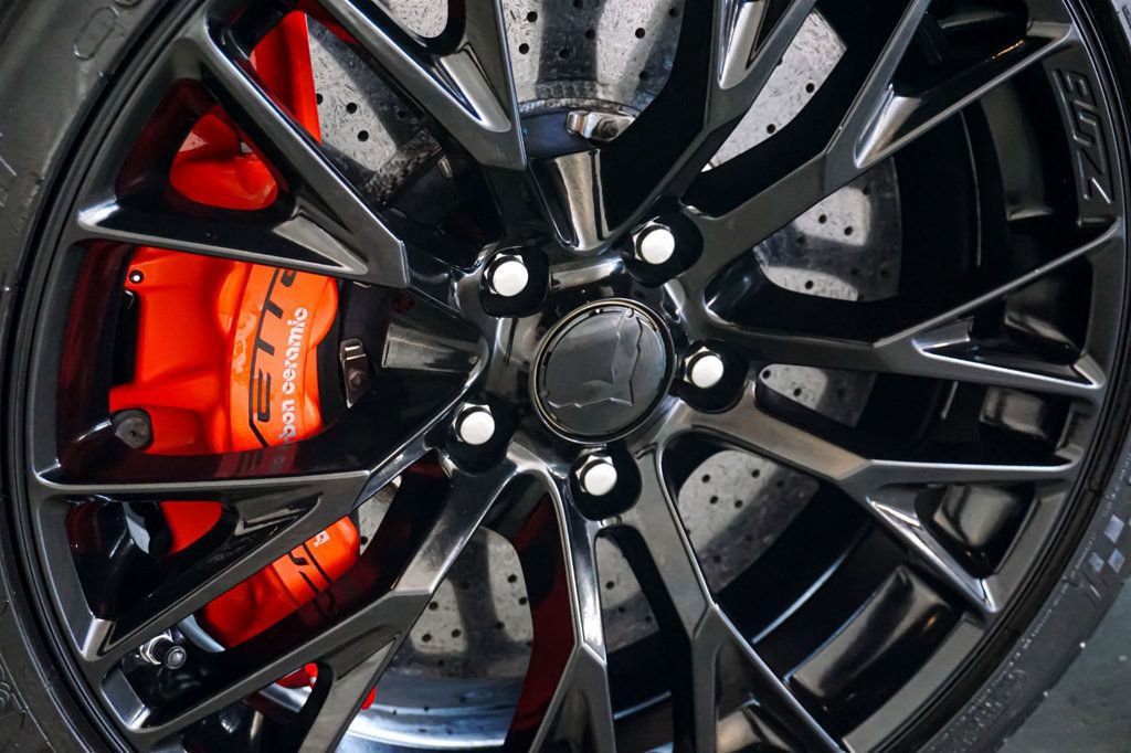 Used 2015 Chevrolet Corvette Z06 w/ Z07 Performance Package image 53