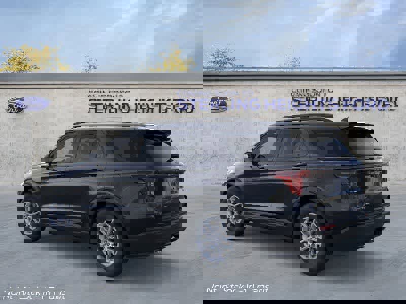 New 2026 Ford Explorer Active image 4