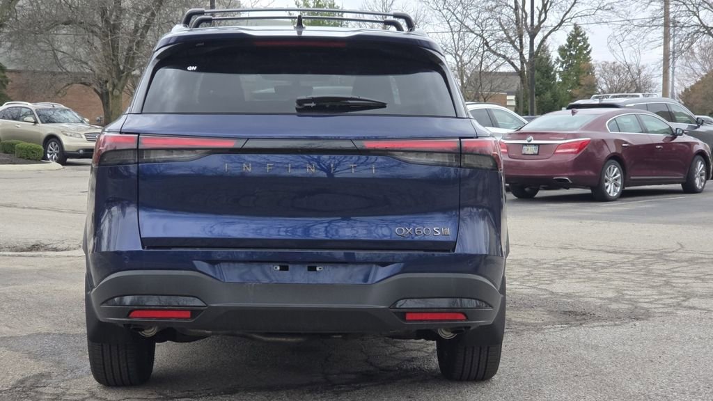 New 2026 INFINITI QX60 Sport w/ Dark Cargo Package image 28
