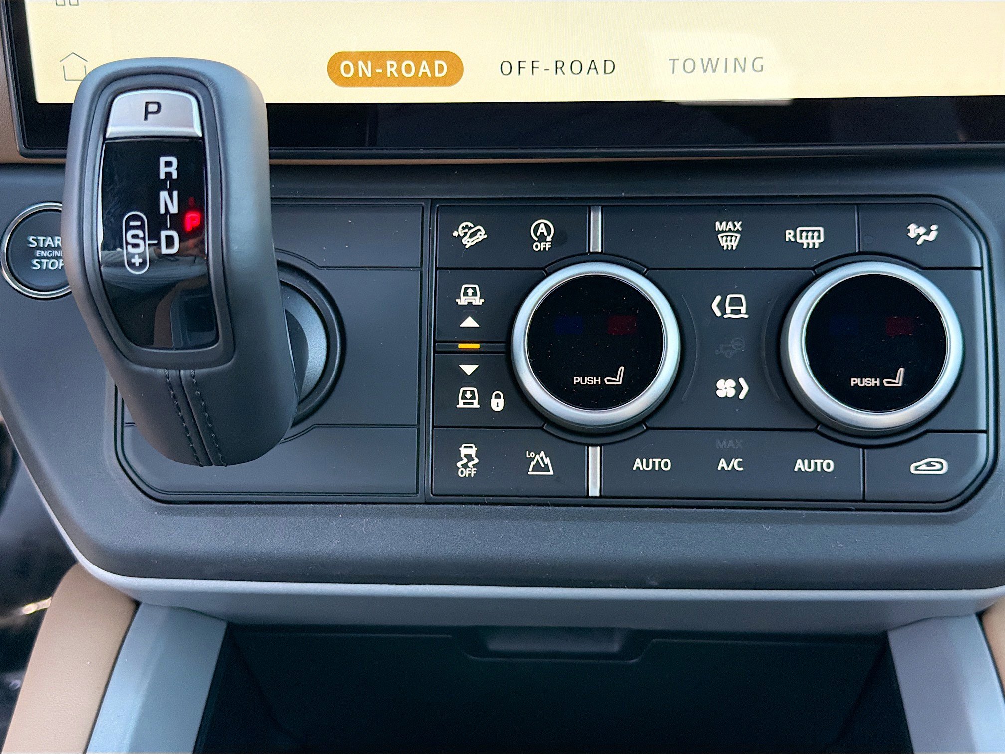 New 2026 Land Rover Defender 110 X AWD/4WD image 35