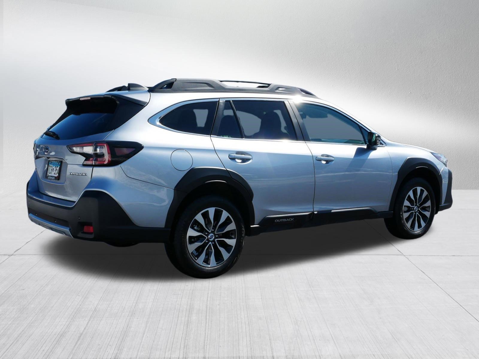 Certified 2025 Subaru Outback Limited image 7