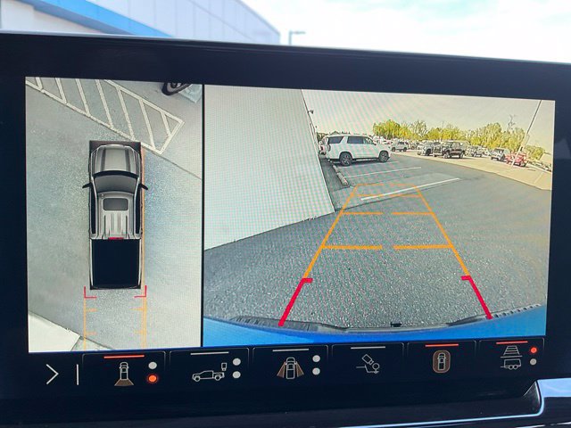 Used 2024 Chevrolet Silverado 1500 ZR2 w/ Technology Package AWD/4WD image 6