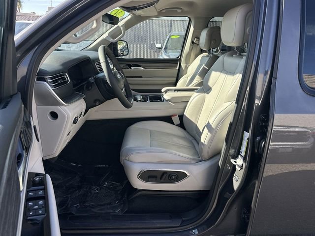Used 2024 Jeep Wagoneer Series II image 18