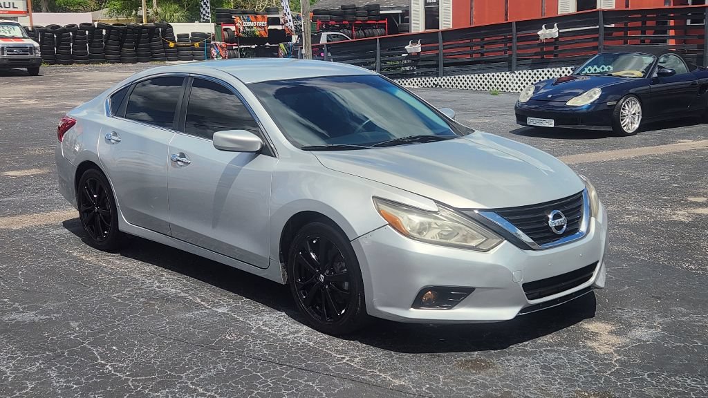 Used 2018 Nissan Altima 2.5 SV FWD image 8